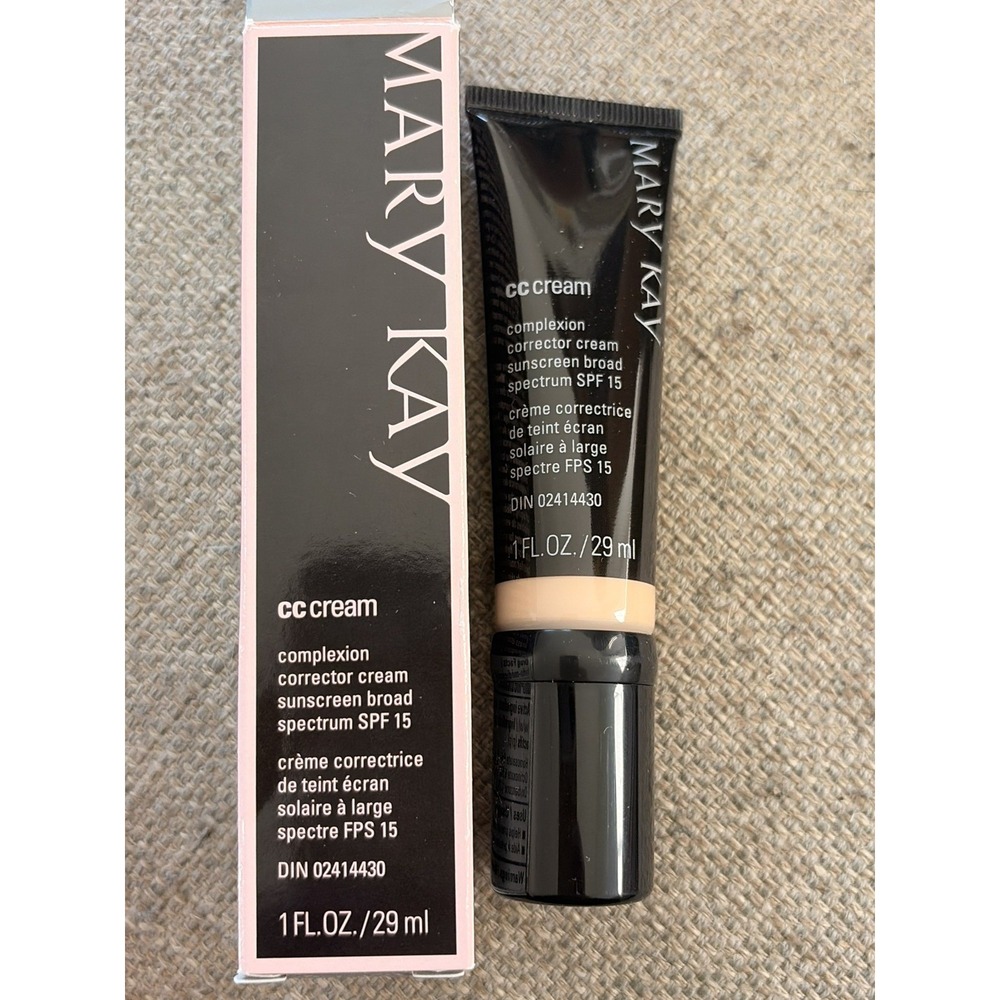 Mary Kay CC Cream Complexion Corrector Cream Broad Spectrum SPF 15 Very Light